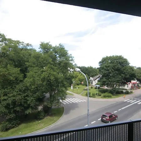 アパート Al-dom Kniewskiego 11 *