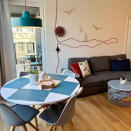 Al-dom Kniewskiego 11 Колобжег