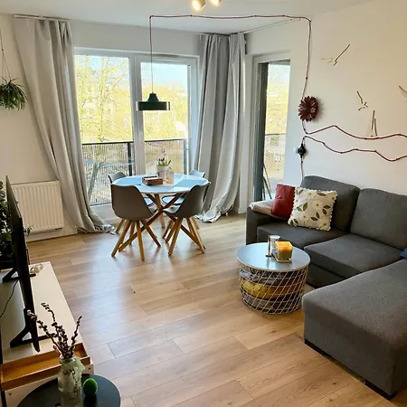 Al-dom Kniewskiego 11 * Колобжег