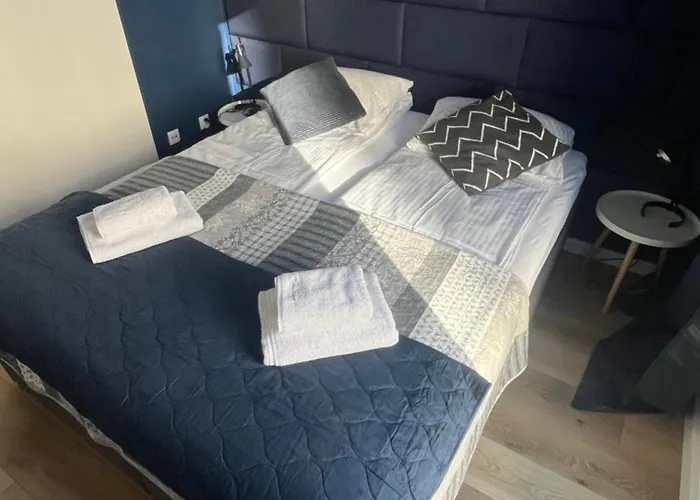 Апартаменти Al-dom Kniewskiego 11 *