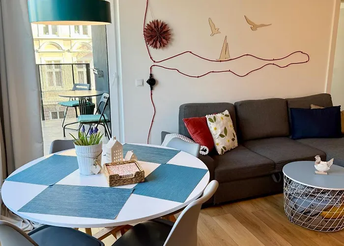 Al-dom Kniewskiego 11 Колобжег