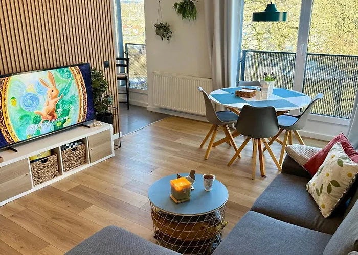 Апартаменти Al-dom Kniewskiego 11 Колобжег